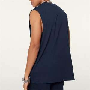 Ropa de calle Cuello redondo 100% Algodón Sin mangas Gimnasio Lavado con ácido Parche bordado desgastado Logotipo personalizado Camisetas sin mangas Hombres - Product Image 1