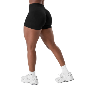Shorts Deportivos Negros sin Costuras para Mujer, de Cintura Alta, Elásticos, Control de Abdomen, para Entrenamiento, Fitness y Ejercicio - Product Image 3