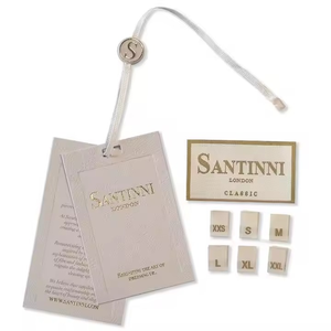 Étiquettes volantes en papier tissé de luxe personnalisé pour vêtements avec sérigraphie Logo privé en relief en feuille pour vêtements et vêtements - Product Image 1