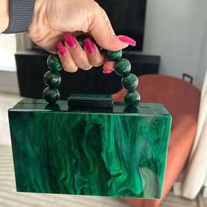 Bolso de mano de resina de lujo, monedero con cremallera y botones, adornos de diamantes de imitación, bolso ecológico de moda de verano al mejor precio - Product Image 5