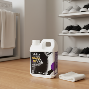 สเปรย์ดับกลิ่นรองเท้าและถุงเท้า Sneaker Care 1 ลิตร ผลิตภัณฑ์พรีเมียมสำหรับดูแลรองเท้าและถุงเท้า - Product Image 3