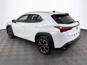 Usado cuidadosamente 2020 Lexus UX 250H - Product Image 3