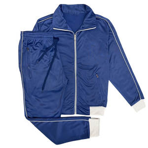 Conjunto Deportivo de Invierno para Hombre con Logotipo Personalizado |   Ropa Deportiva OEM/ODM |   Chándal Reversible Ecológico para Entrenamiento de Running para Hombre - Product Image 6