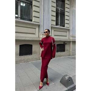 ชุดกระโปรงเสื้อสเวตเตอร์ลายทางสปอร์ตสำหรับผู้หญิง รุ่น 9991 สวยเก๋และมีสไตล์ - Product Image 1