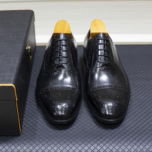 Zapatos de cuero hechos a mano de lujo para hombre, de piel de vaca de grano completo, calzado formal, antideslizante, resistente al desgaste, para negocios oficiales. - Product Image 2