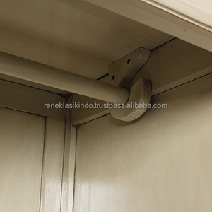 Armoire, modèle n° 7510, Fabriqué en acajou et rotin, idéal pour suspendre les vêtements, prix abordable - Product Image 3