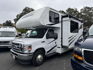 Autocaravanas de Aluminio de Lujo con Volante a la Derecha, Vehículo Eléctrico Nuevo, Caravanas Personalizadas, Casa Rodante China, Camping para 4-6 Personas - Product Image 6