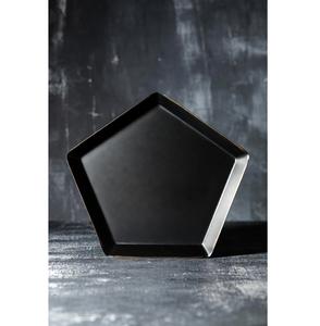 Bandeja Decorativa de Metal Color Negro, Artesanía de Metal para Bodas, Fabricación Impecable, Diseño Moderno, Ligera para Servir con Elegancia - Product Image 2