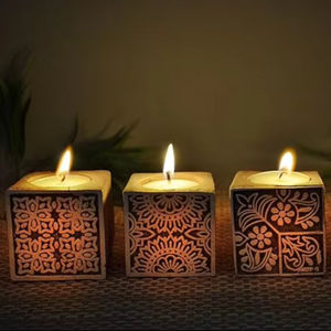 Candelero de madera moderno hecho a mano, soporte de vela pulido de Color de madera de acacia Natural para decoración navideña para hogares modernos - Product Image 1