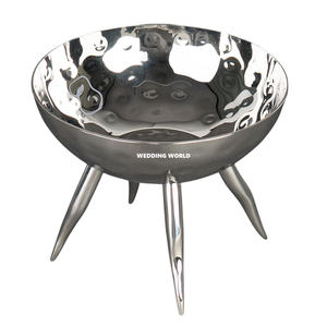 Bol à Chocolat en Métal avec Quatre Pieds Excellente Qualité Fait à la Main Classique Élégant Fantaisie Designer Nouveau Bol à Chocolat en Gros - Product Image 1