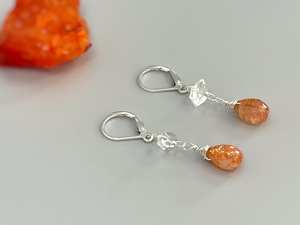 Boucles d'oreilles pendantes uniques en argent sterling 925 massif plaqué or avec pierre de soleil et diamant Herkimer, idéales pour les fêtes de mariage tendance, pour femmes - Product Image 2