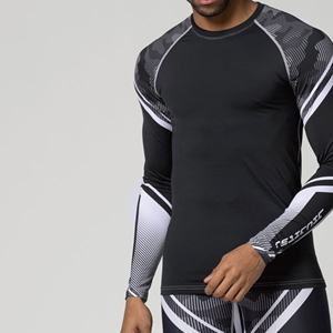 Protector de erupción de manga larga con impresión Digital personalizada de alta calidad para hombres para Equipo de Rendimiento BJJ y MMA - Product Image 3