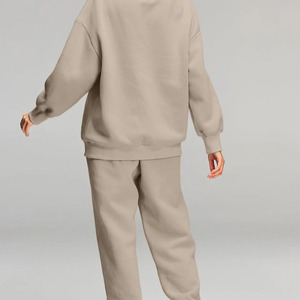 ชุดเซ็ทลำลองผู้หญิงแบบโอเวอร์ไซส์ มีฮู้ด สีพื้น ผ้าสเวตสปริง 2 ชิ้น ทรงปกติ ระบายอากาศได้ดี ผลิตจากผ้าฝ้ายออร์แกนิค 100% รุ่นสั่งทำพิเศษ ปี 2026 - Product Image 3