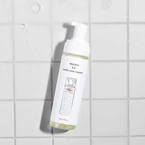 एक त्वचा हल्के भा 5.5 तरल सैलिसिलिक एसिड बुलबुले-प्रकार क्लींजर के साथ दैनिक उपयोग मुँहासे-प्रवण त्वचा के लिए क्या है - Product Image 1