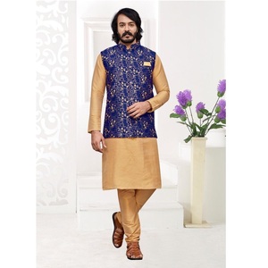 Fabricant indien de vêtements de fête en soie Sadi Kurta traditionnel et lourd spécial pour hommes avec pyjama et veste exportation par vente en gros - Product Image 1