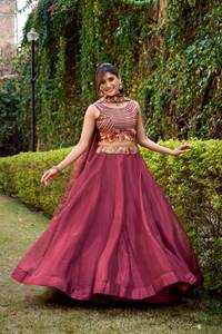 Lehenga Choli de Diseñador Rani, Color Rosa Chanda, con Lentejuelas de Seda, para Fiestas, Bodas, Todas las Temporadas - Product Image 5