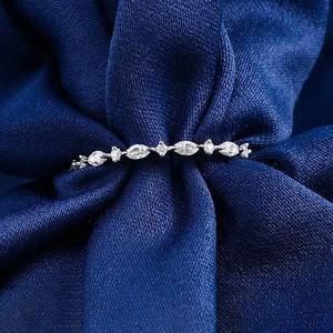 ของขวัญแต่งงานทรงกลมสวยงามสำหรับการตั้งค่าการฝังเพชรสำหรับงานปาร์ตี้ - Product Image 5