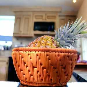 Dernier prix authentique Panier de fruits en osier naturel écologique Sabai en osier tissé à la main pour la maison et la cuisine de table - Product Image 1