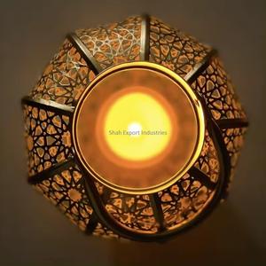 New Decorative Metal Rose Gold <b>Lantern</b> <b>Candle</b> Holder for Floor and Hanging Home and Weddings Decoration <b>Candle</b> <b>Lantern</b> - Product Image 4