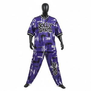 Ensemble pantalon et maillot de sport en mesh doux pour homme, 180 GSM, violet, imprimé intégral, logo personnalisé par sublimation - Product Image 1