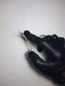 Ciseaux à cuticules personnalisés, acier inoxydable de haute qualité, pince à cuticules, grossiste, couleur personnalisée, pousse-cuticules, outils de beauté - Product Image 3