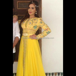 Ropa DE BODA Irani para mujer caftán amarillo de fondo largo con bordado y trabajo de cuentas - Product Image 1