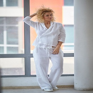 Chemise ample en coton et lin à manches courtes pour femme - Product Image 2