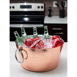 Cubo de hielo de metal de calidad superior con acabado liso diseñado para bares caseros, restaurantes y ocasiones para servir cócteles - Product Image 1