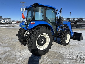 Nuevo Tractor de Ruedas New Holland PowerStar 75 4WD de 75HP, Alta Productividad, Transmisión por Engranajes para Agricultura - Product Image 6