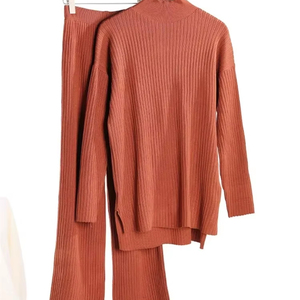 Conjunto de dos piezas, chándal informal de lana para mujer, conjuntos de invierno 2026 para mujer, sudadera de manga larga con capucha de gran tamaño, pantalones deportivos, traje para mujer - Product Image 1