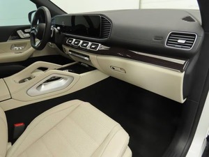 Voiture d'occasion fiable Mercedes-Benz GLS-Class GLS 580 4MATIC 2025 ®   SUV 4 portes à transmission intégrale - Product Image 4