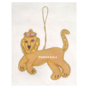 Magnifique broderie zari faite à la main et ornée de perles sur forme de lion pour décoration de Noël à suspendre sur l'arbre de Noël, produit au meilleur prix - Product Image 1