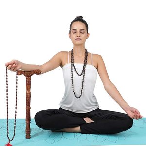 Danda (bâton) de yoga en bois poli de haute qualité, provenant de l'Uttar Pradesh, pour une meilleure circulation respiratoire et des pratiques de yoga améliorées - Product Image 5