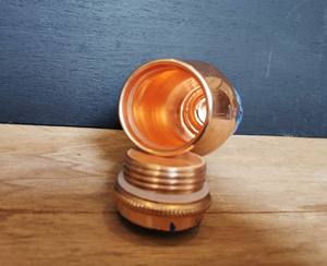 Botella de cobre de agua Ayurvédica de 1000ml al por mayor con tapa botella de agua de cobre impresa diseño sin juntas a prueba de fugas de metal - Product Image 4