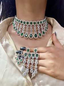 Hermoso conjunto de gargantilla de diamantes americanos con corte de estrella polaca de plata de diseñador con pendientes largos y Maang Tikka perfecto para ropa de fiesta - Product Image 4