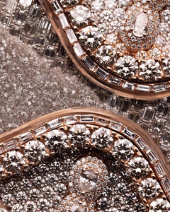 Iced Out Hourglass Round Pendant Moissanite Custom Large Hip Hop Declaración Joyería para hombres - Product Image 3