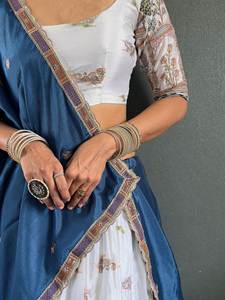 Tela Choli Chinon con Bordado Intenso, Reversible, para Fiestas, Todas las Temporadas, Tela de Lehenga Choli sin Coser, Seda - Product Image 2