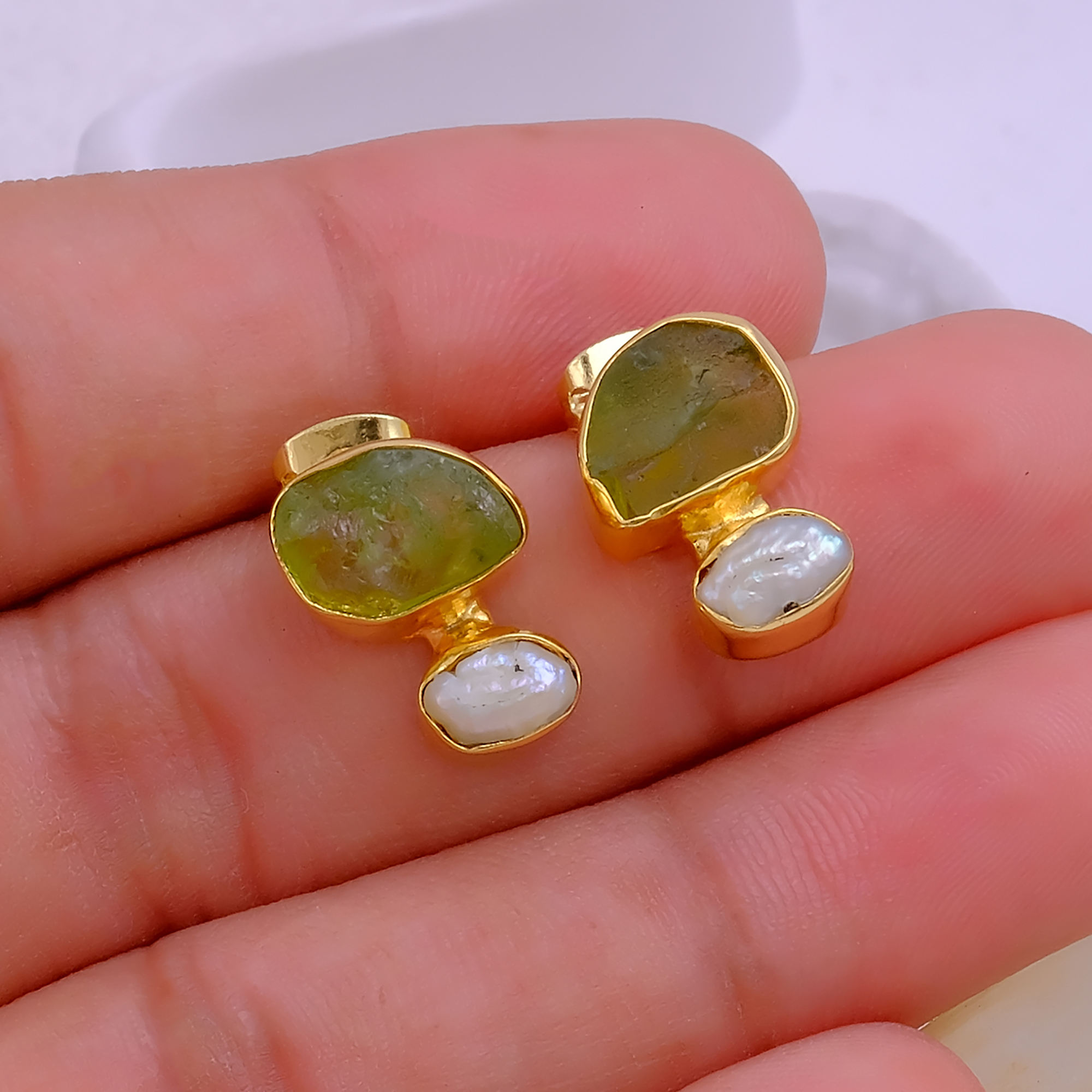 Peridot with Pearl