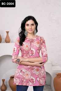 Nuevo exclusivo indio Casual y uso diario Material de algodón Kurtis corto y Top algodón Impresión digital Festival Wear Kurtis - Product Image 2