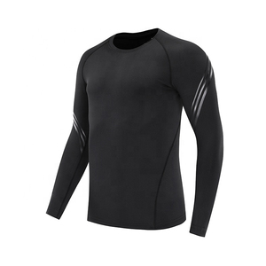 Camiseta Deportiva de Manga Corta para Hombre, Diseño Moderno, Cuello Redondo, Color Puro, Elástica, Compresión, Protección UV UPF50+, Secado Rápido, Venta al Por Mayor - Product Image 4