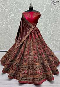 Nupcial Lehenga Choli Con Parche Bordado De Terciopelo Trabajo - Product Image 3