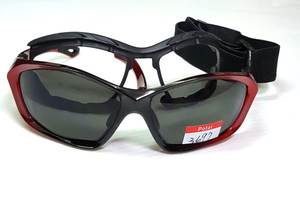 Lunettes de soleil photochromiques rouges polarisées avec cadre PC - Product Image 4