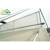 Meestverkochte grote zaagtandvormige multi-span PE poly kassen met hoog-efficiënt natuurlijk ventilatiesysteem voor tropische en subtropische gewassen