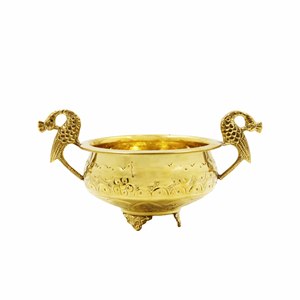 Urli de latón con forma de pavo real, tazón decorativo hecho de latón de primera calidad, perfecto para decoración festiva, flores flotantes y estilo tradicional para el hogar. - Product Image 1