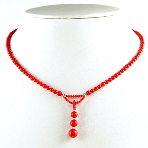 Collar con cuentas de coral rojo natural tipo hebra - Product Image 1