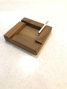 Cenicero de Madera de Primera Calidad Hecho a Mano |   Cenicero de Madera Natural Maciza con Acabado Liso |   Cenicero Ecológico y Duradero - Product Image 4