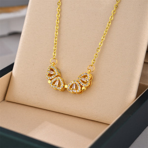 Collier de trèfle magnétique pliant créatif à 4 cœurs pour Femmes, Bijoux Femmes En Gros, collier magnétique En cristal à quatre feuilles - Product Image 6