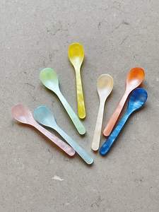 Servidores de ensalada de resina personalizables Cuchara de ensalada de resina hecha a mano para el hogar Hotel Restaurante Espejo Polaco para fiestas Eventos - Product Image 5