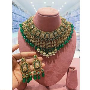 Hot Sale Heavy Kundan <b>Pakistani</b> Necklace for Mehndi Barat and Walima Ceremonies Available For Sale From india - Product Image 1