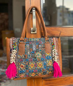 Bolso bordado tradicional hecho a mano indio para mujer, bolso de compras con borlas Banjara Vintage, bolso de mano bohemio Hippie con estilo - Product Image 4